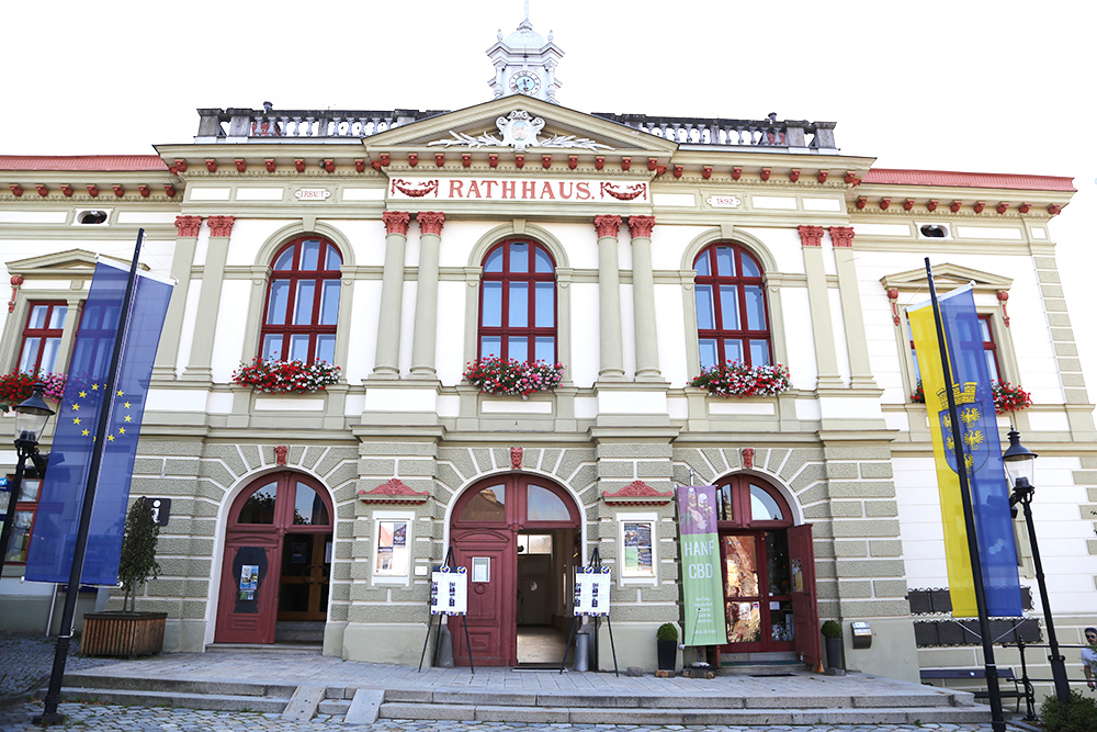 Rathaus_Weitra_Aussenansicht_(c)waldsoft